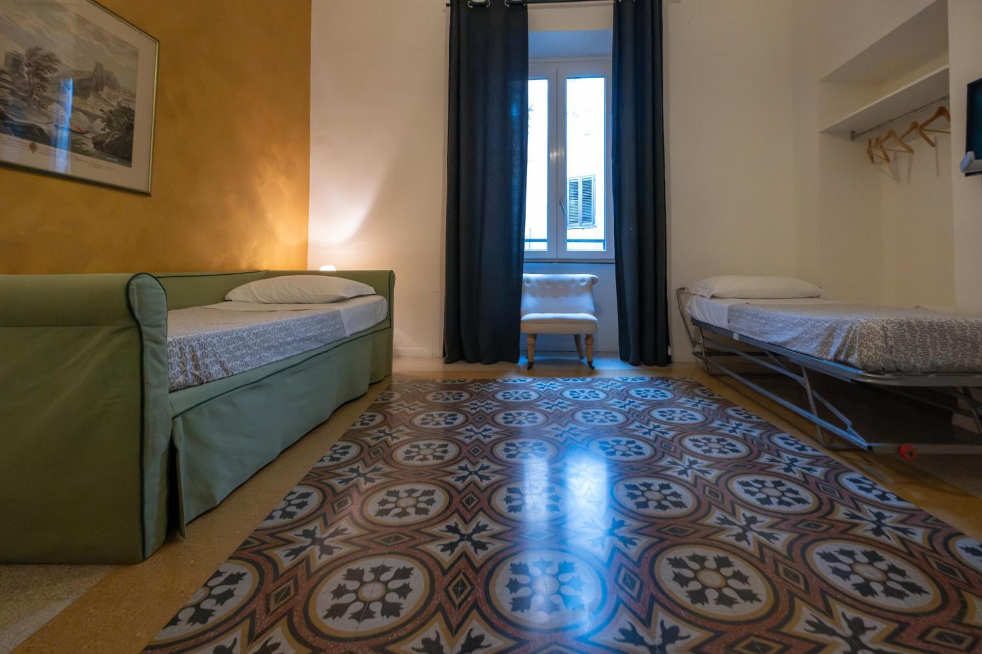 Santonofrio Apartments Рим Екстер'єр фото