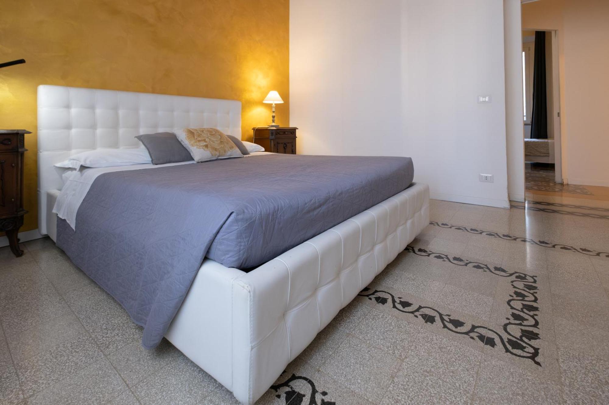 Santonofrio Apartments Рим Екстер'єр фото